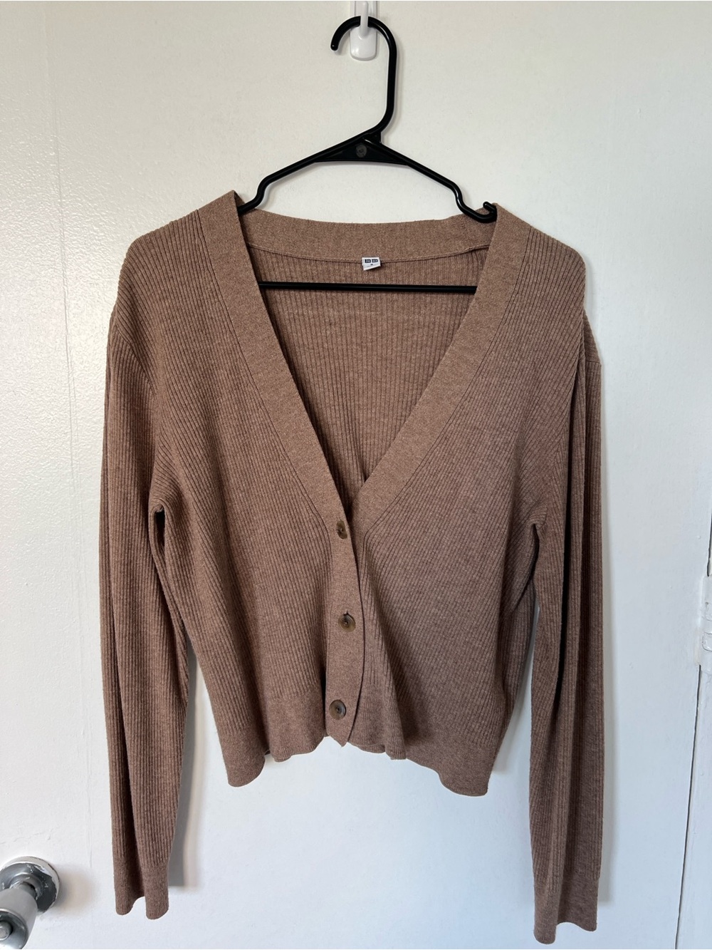 Uniqlo Ribbed V-Neck Cardigan Sweater - Brown